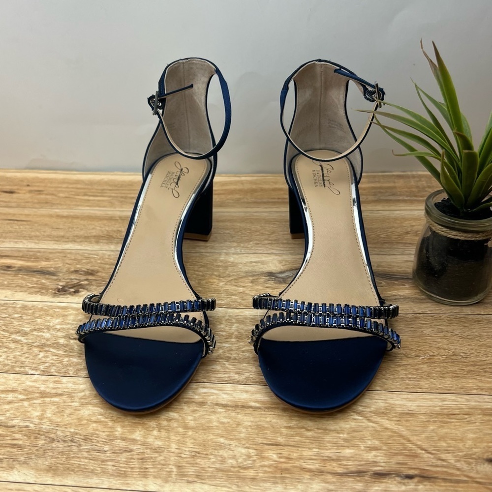 Badgley Mischka Joanne Embellished Block Heel Sandal sz 8.5